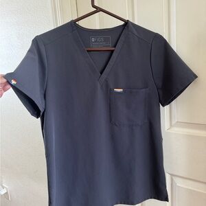 Figs Pride Catarina One Pocket Scrub Top Size S, Gray